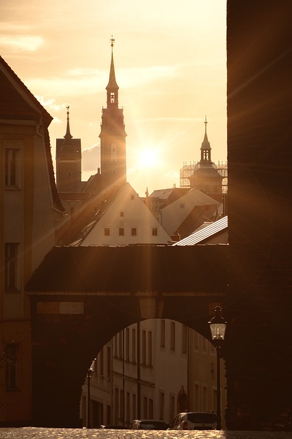 Image by Jonny Lindner from Pixabay