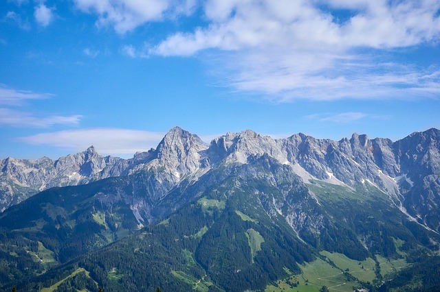 Image by Guenter Schneider from Pixabay