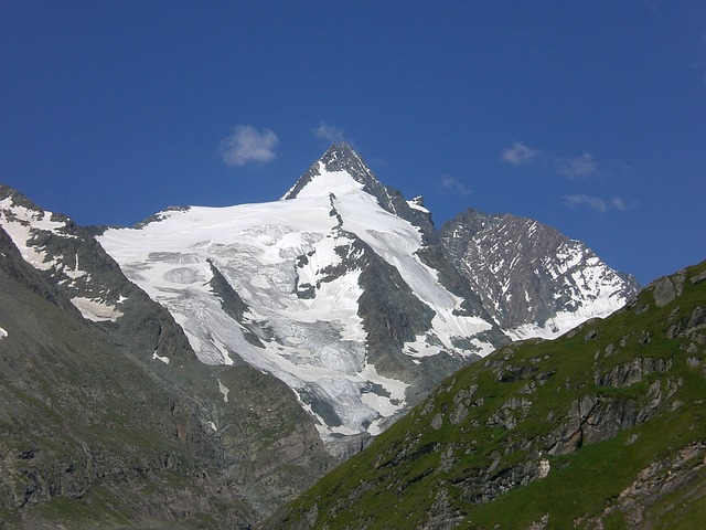 Image by gefrorene_wand from Pixabay