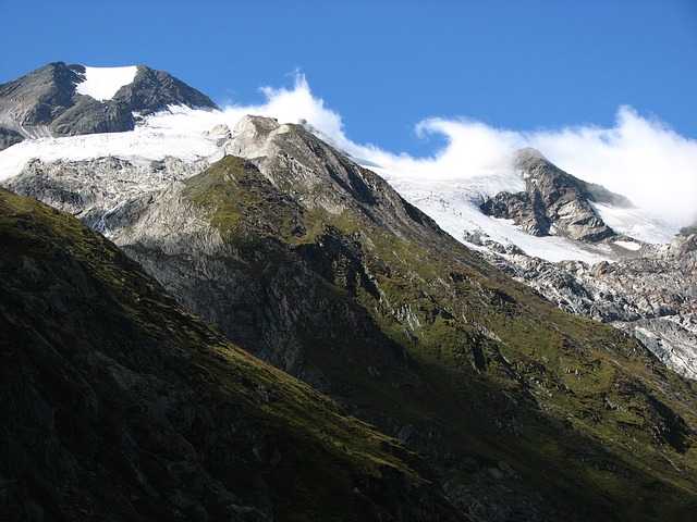 Image by Thomas B. from Pixabay