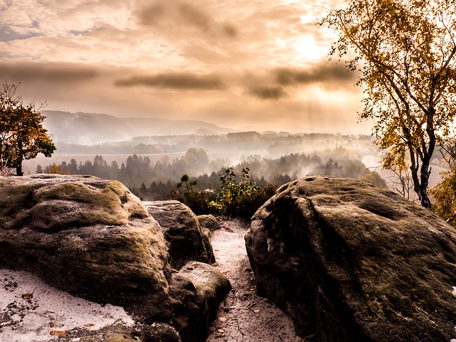 Image by Norbert Pietsch from Pixabay