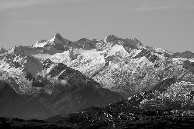 Image by Christian Peters from Pixabay