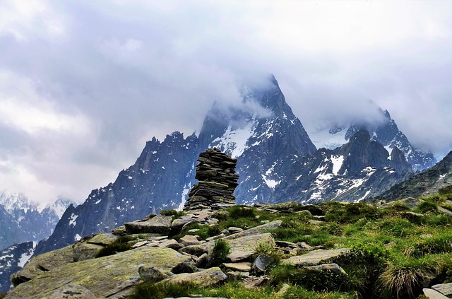 Image by RENE RAUSCHENBERGER from Pixabay
