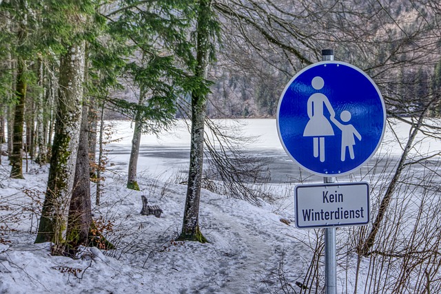 Image by Markus Distelrath from Pixabay