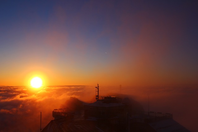 Image by Oimheidi from Pixabay